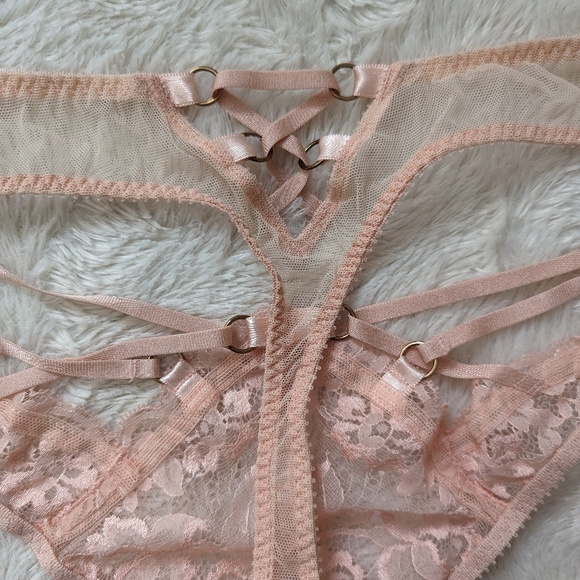 Agent Provocateur Essie Set (Bra + Thong) NWOT - Picture 5 of 8